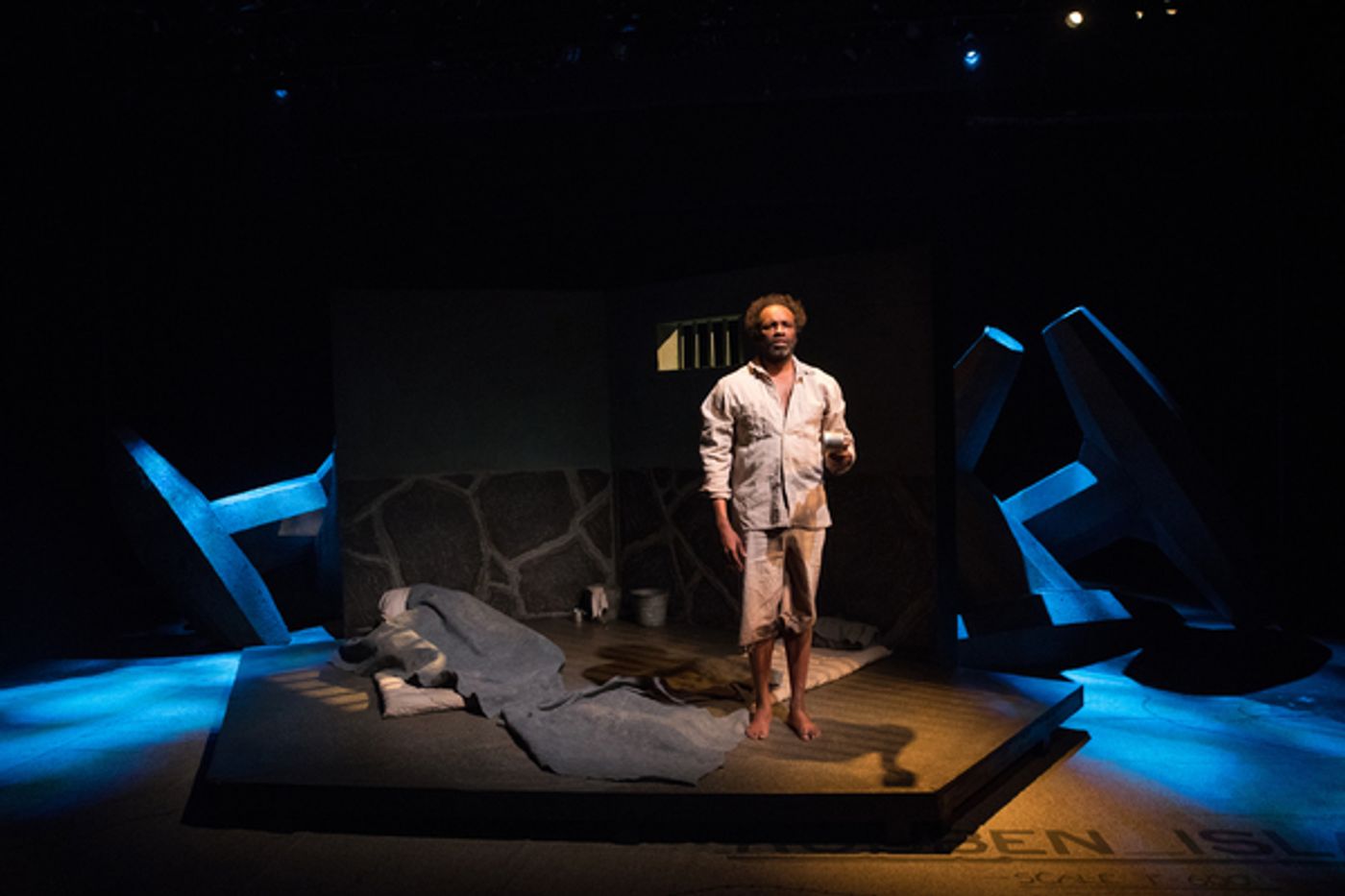 Photo Flash: First Look at Kansas City Actors Theatre's THE ISLAND  Image