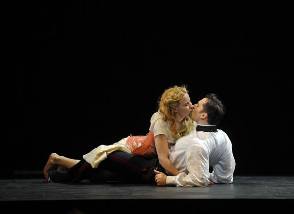 Erica Spyres and Ryan Silverman  Photo