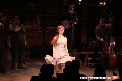 Ahna O'Reilly and cast  Photo