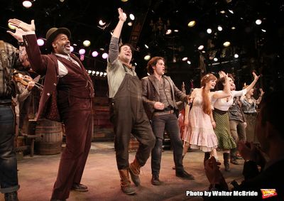 Lance Roberts, Greg Hildreth, Steven Pasquale, Ahna O'Reilly, Leslie Kritzer, Andrew  Photo