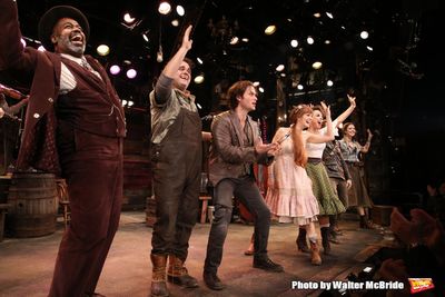 Lance Roberts, Greg Hildreth, Steven Pasquale, Ahna O'Reilly, Leslie Kritzer, Andrew  Photo