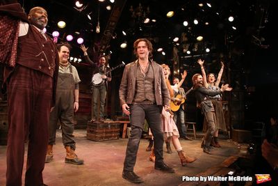Lance Roberts, Greg Hildreth, Steven Pasquale, Ahna O'Reilly, Leslie Kritzer, Andrew  Photo