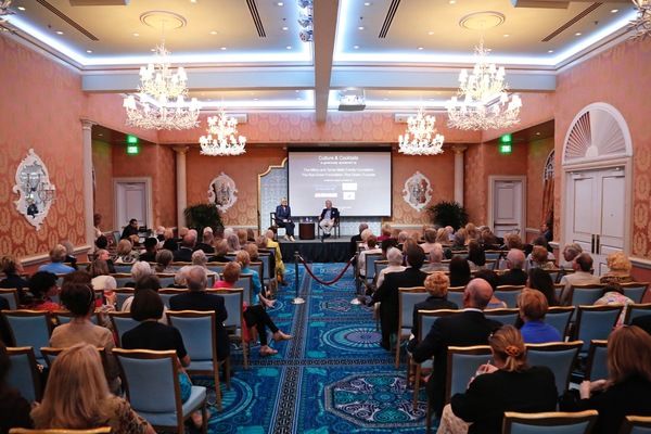 Photo Flash: CULTURE & COCKTAILS Welcomes Hearst Foundation Director Gilbert C. Maurer  Image