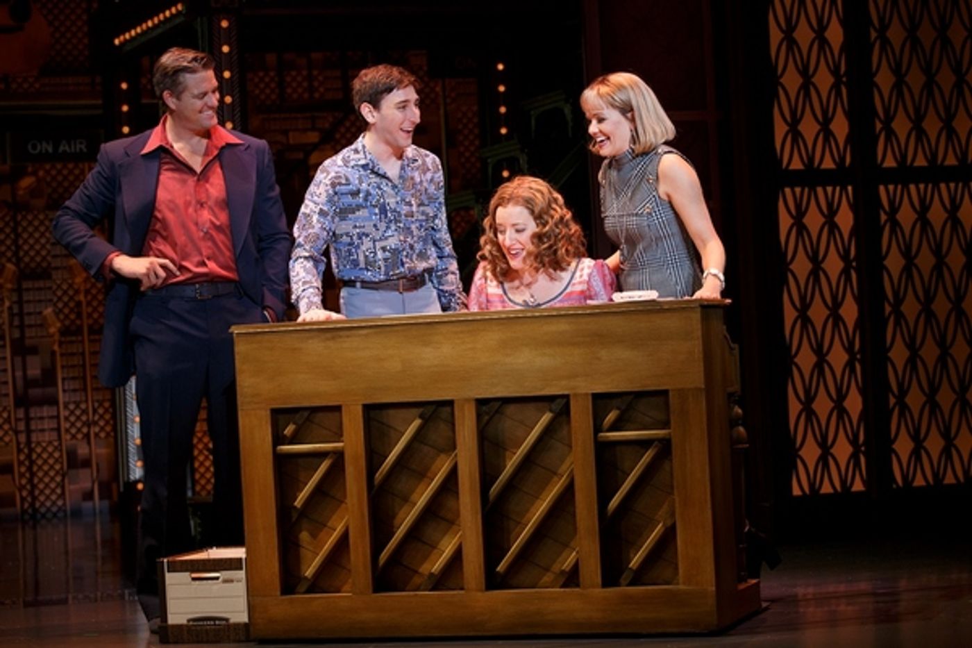 Photo Flash: Sneak Peek at BEAUTIFUL - THE CAROLE KING MUSICAL, Coming to Broward Center This May  Image
