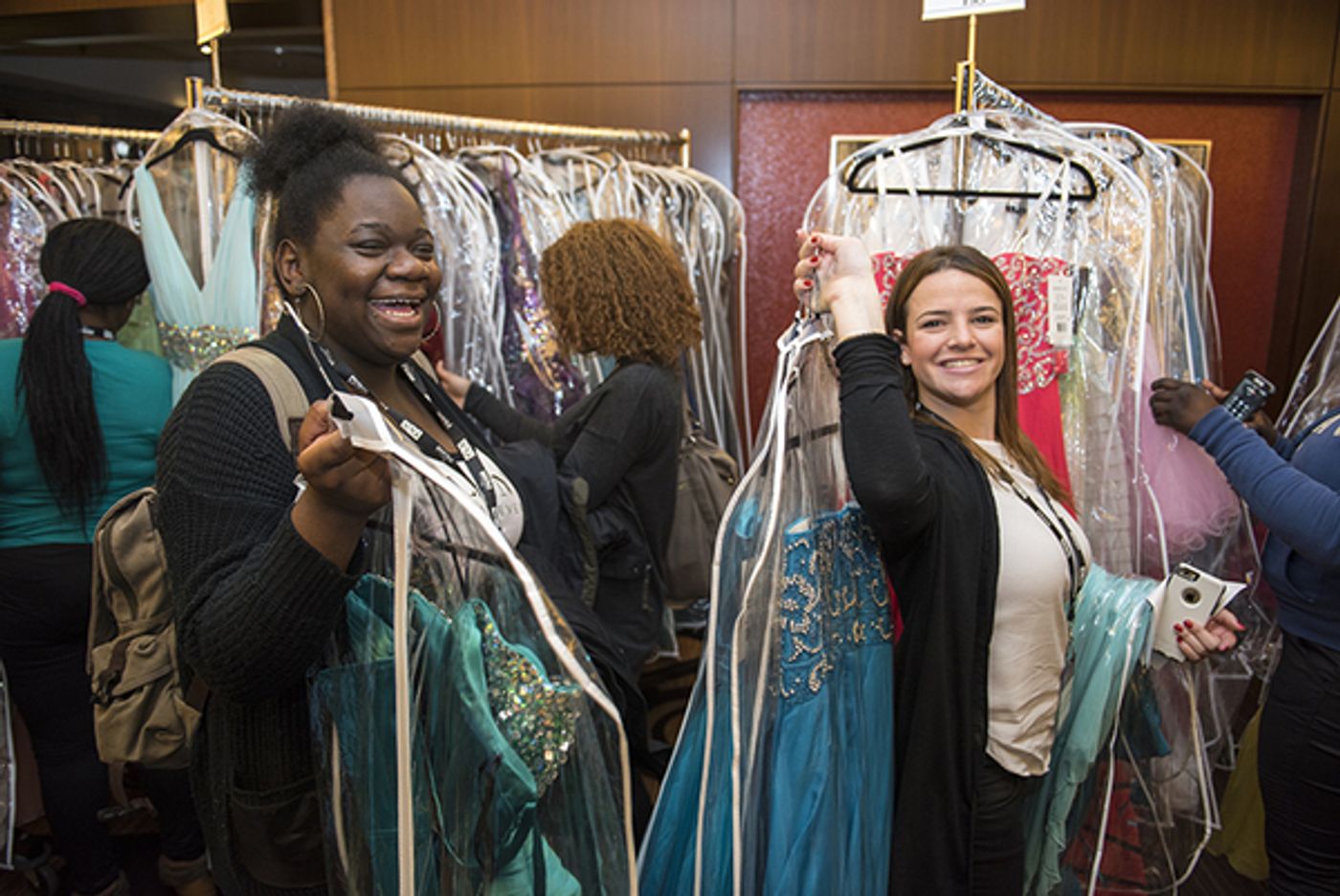 Photo Flash: Broadway's Eden Duncan-Smith Attends TLC's SAY YES TO THE PROM Initiative in NYC  Image