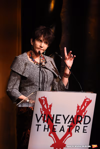 Mercedes Ruehl  Photo