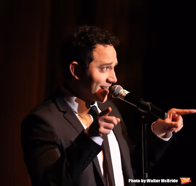 Santino Fontana  Photo