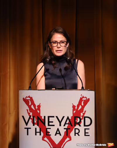 Maura Tierney  Photo