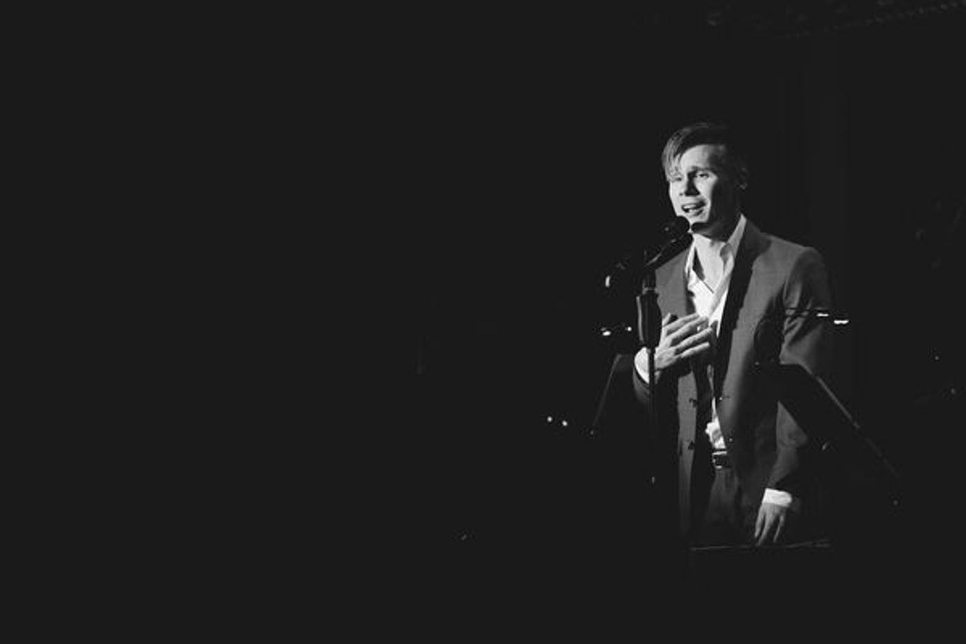 Photo Flash: Seth Sikes 'SINGS LIZA MINNELLI' at Feinstein's/54 Below  Image