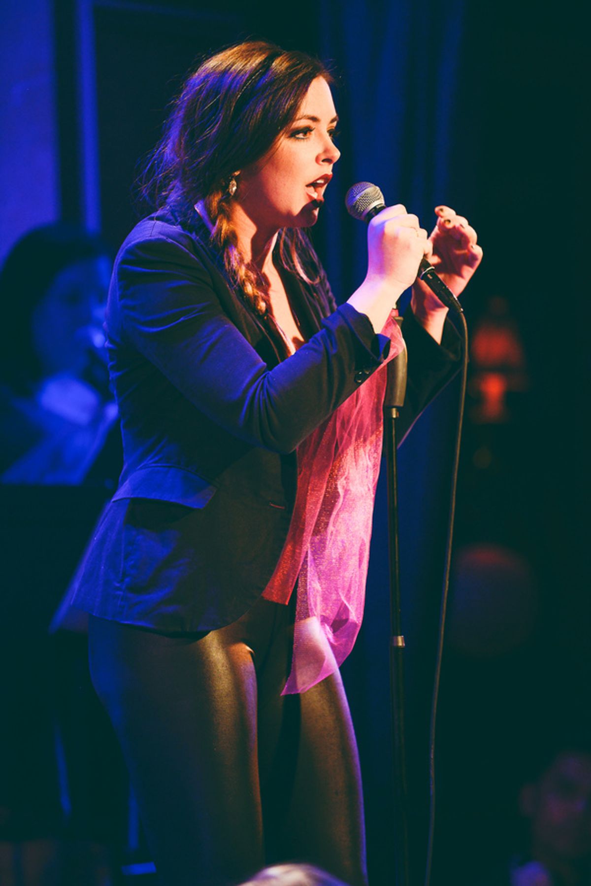 Desi Oakley sings ''Let It Go'' at 