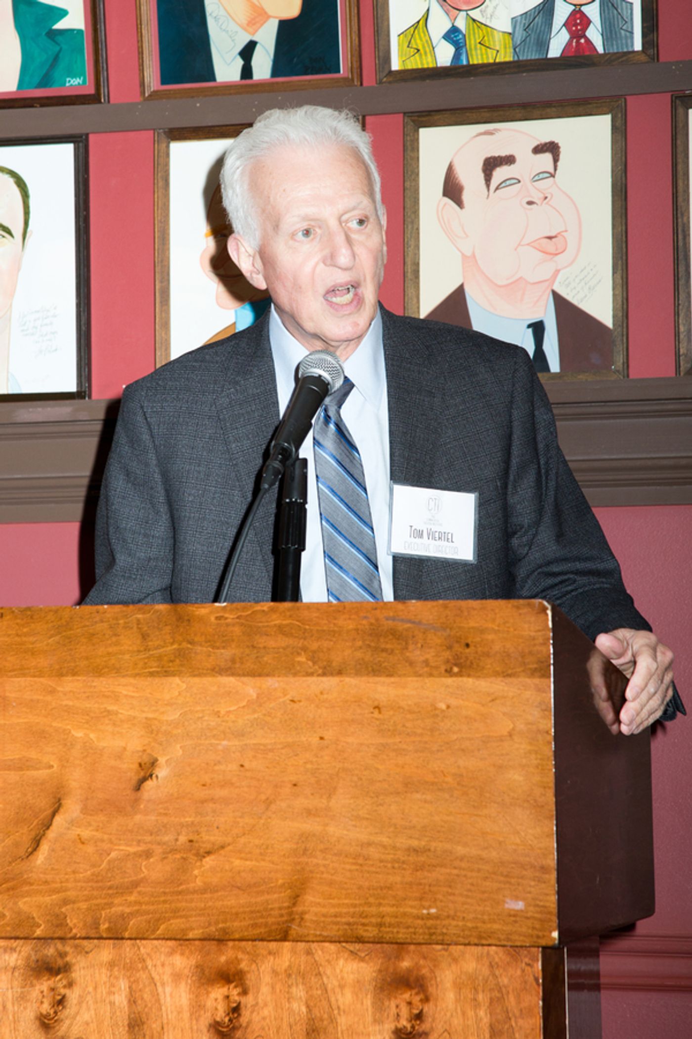 Photo Coverage: Tony-Winning Producer Stacey Mindich Receives CTI Award  Image