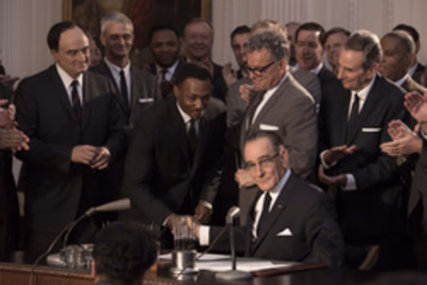 Photo Flash: First Look - Bryan Cranston, Frank Langella & More Star in HBO's ALL THE WAY Image