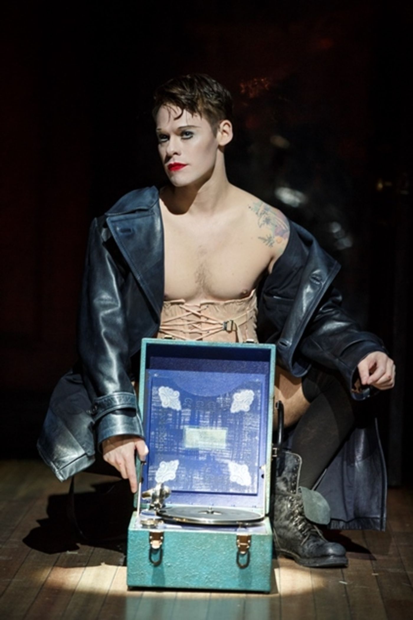 Photo Flash: CABARET Heads to the Adrienne Arsht Center Tonight  Image