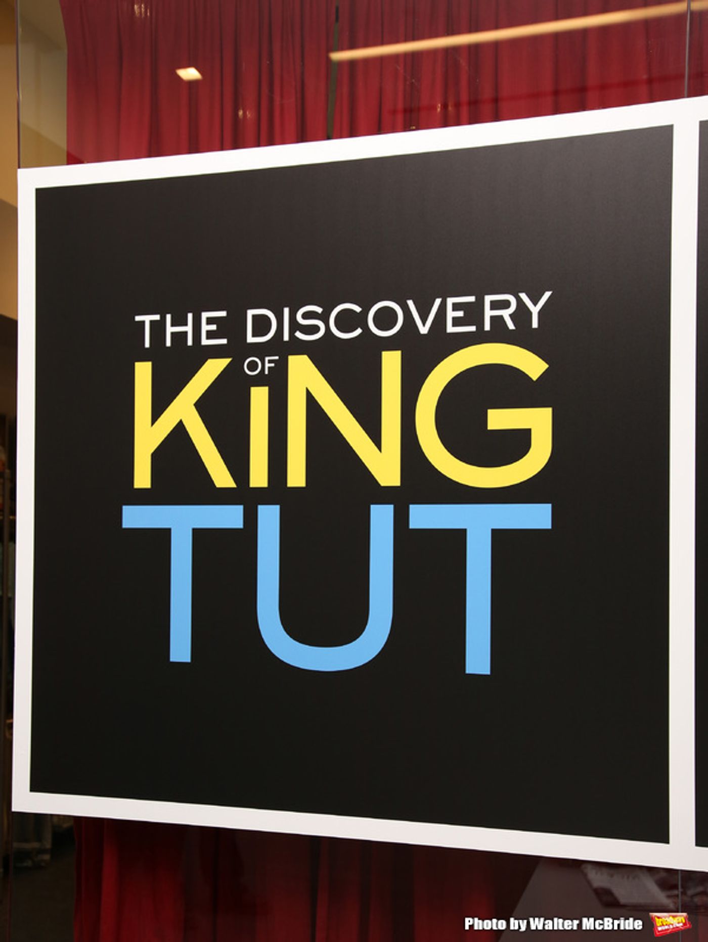 Photo Coverage: Gloria Gray Visits 'The Discovery of King Tut'  Image