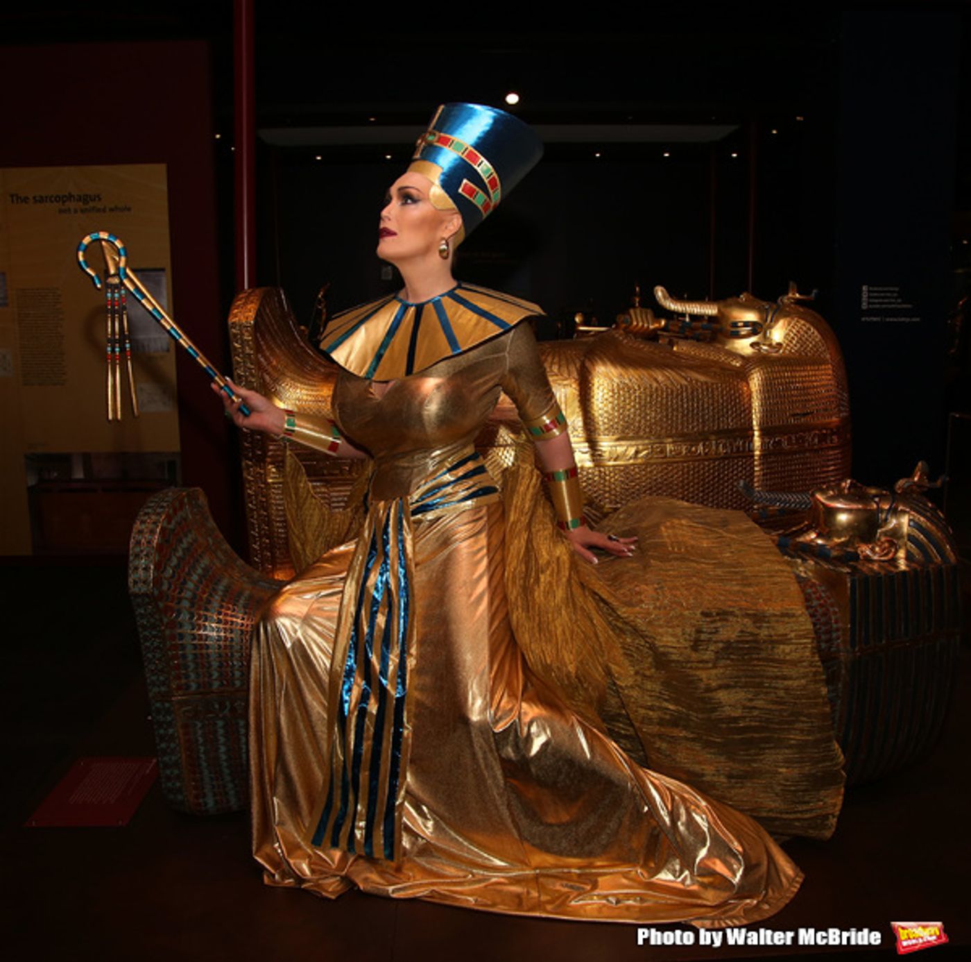Photo Coverage: Gloria Gray Visits 'The Discovery of King Tut'  Image