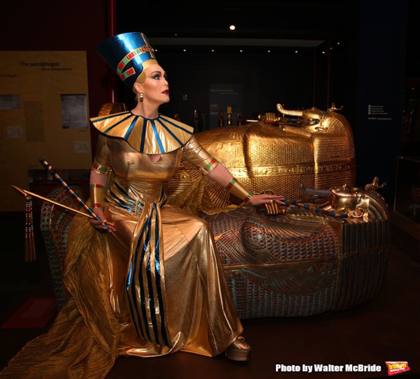 Photo Coverage: Gloria Gray Visits 'The Discovery of King Tut'  Image