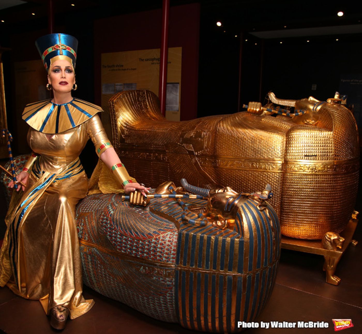Photo Coverage: Gloria Gray Visits 'The Discovery of King Tut'  Image