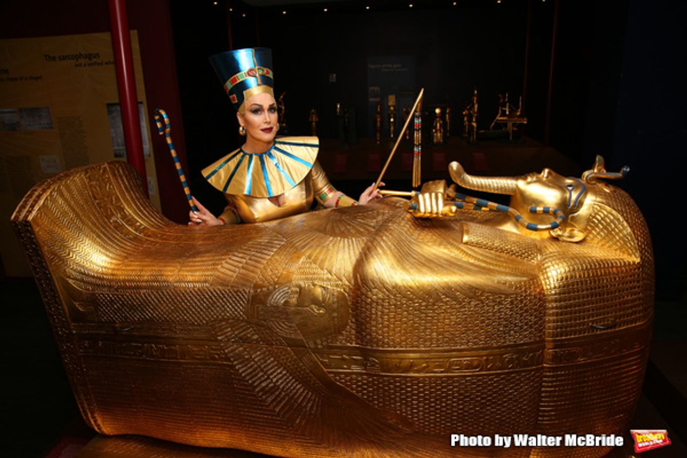 Photo Coverage: Gloria Gray Visits 'The Discovery of King Tut'  Image