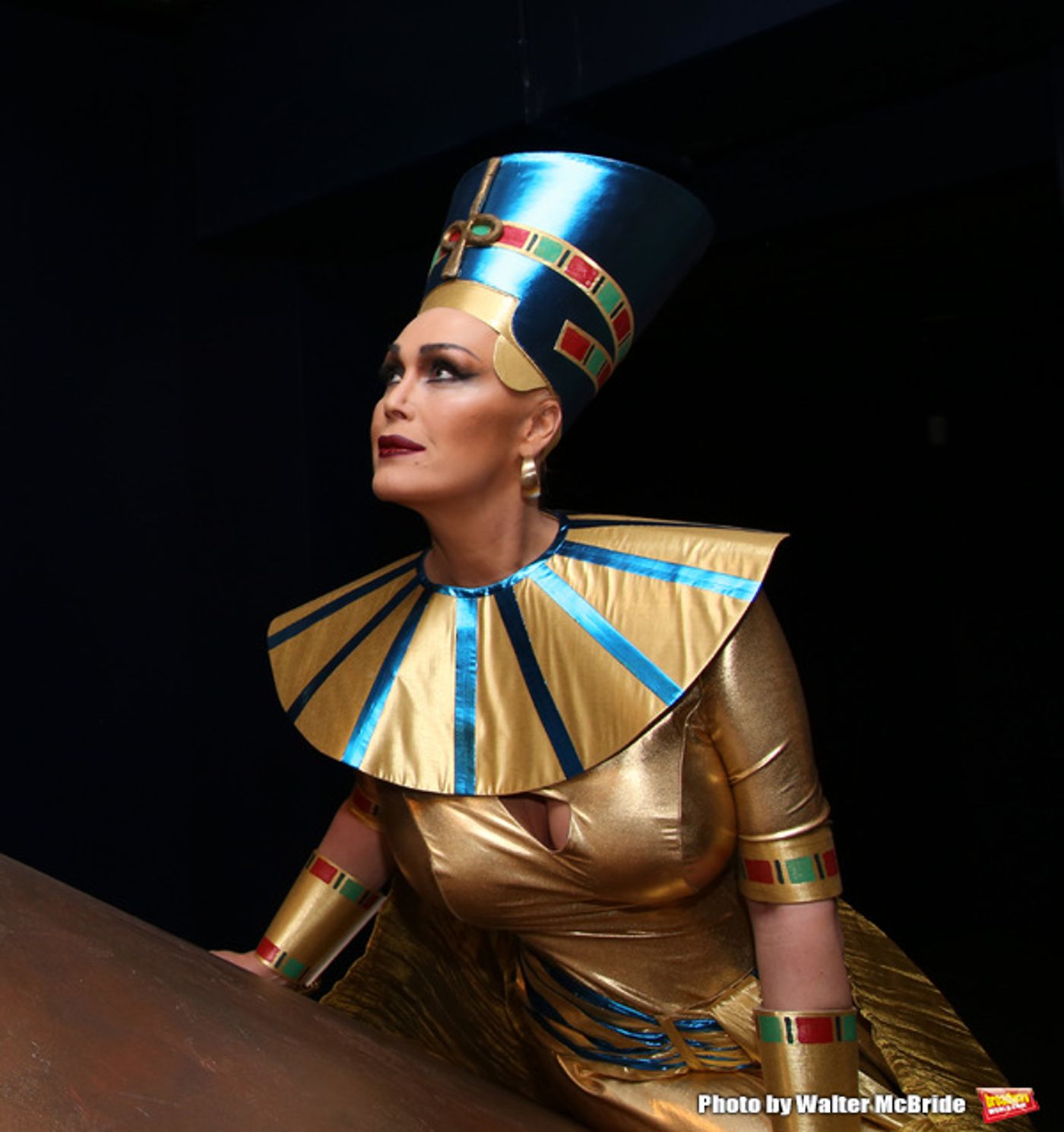 Photo Coverage: Gloria Gray Visits 'The Discovery of King Tut'  Image