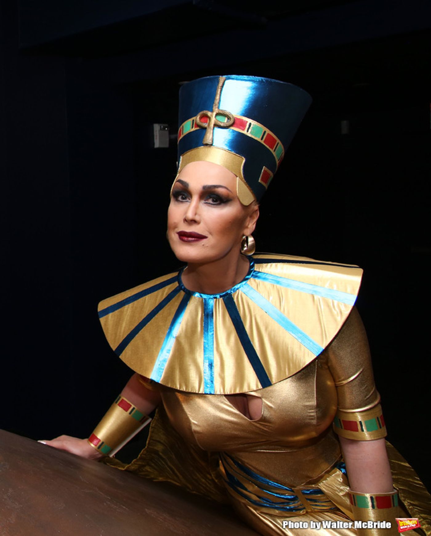 Photo Coverage: Gloria Gray Visits 'The Discovery of King Tut'  Image