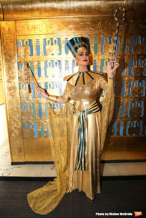 Gloria Gray @ BroadwayWorld Gloria Gray Photo