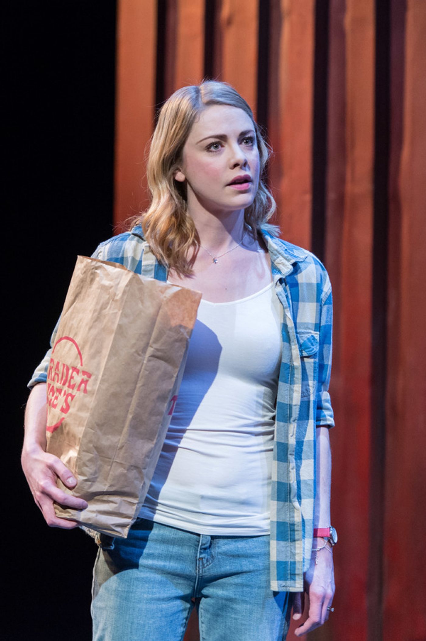 Photo Flash: First Look at REASONS TO BE HAPPY's UK Debut at Hampstead Theatre  Image