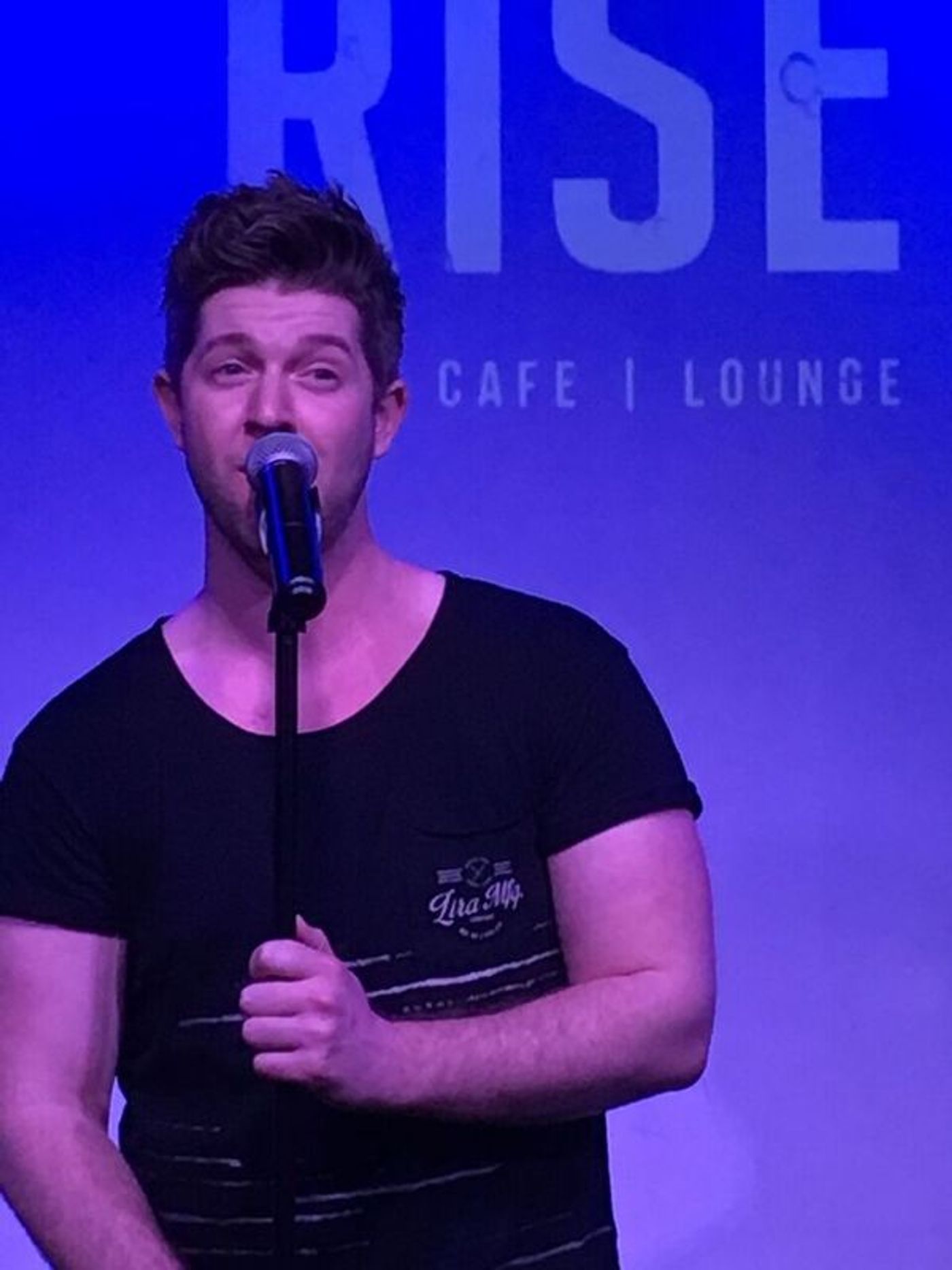 Photo Flash: Eric Krop Performs at Rise Bar  Image