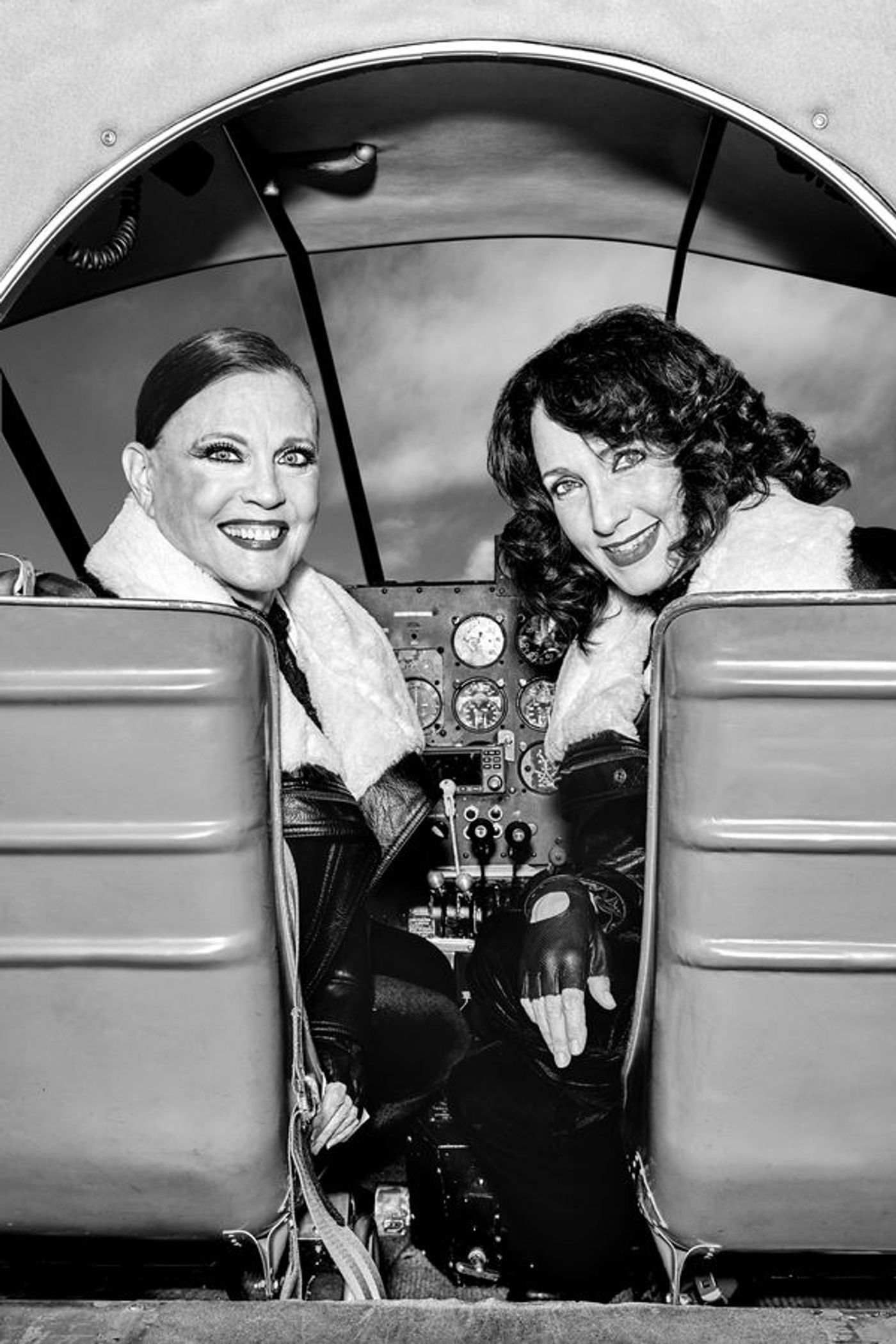 Photo Flash: CHICAGO to 'Kill It Worldwide' for 20th Anniversary with New Artwork, Costumes and More Image