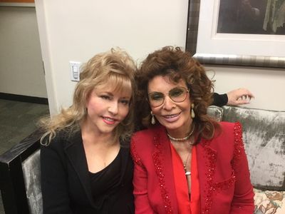 RITA McKENZIE, SOPHIA LOREN Photo