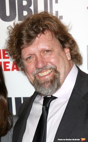 Oskar Eustis  Photo