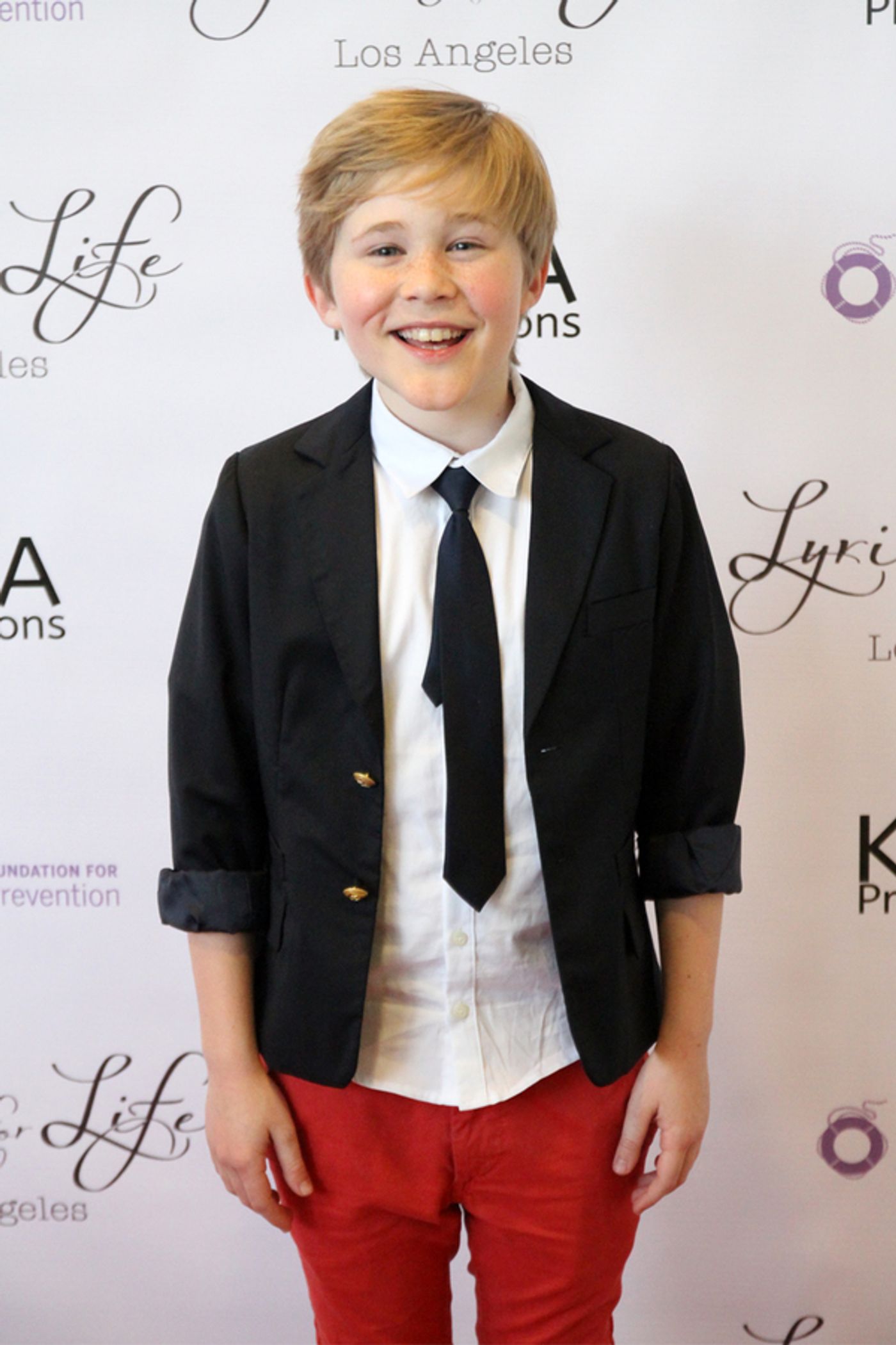 Photo Flash: Madisyn Shipman, Casey Simpson and More Walk the Red Carpet at KOTA's LYRICS FOR LIFE  Image