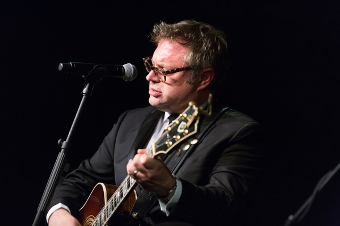 Photo Flash: Steven Page Brings 'HEAL THYSELF' to Cafe Carlyle  Image