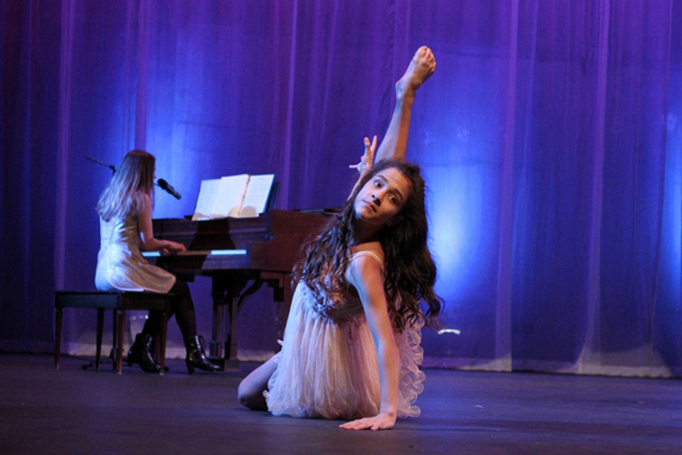 Photo Flash: Broadway, TV, Film, Music and Dance Stars Take Part in KOTA's LYRICS FOR LIFE  Image