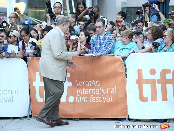 Ken Howard and fans attend the premiere of 'The Judge' at Roy Thomson Hall on Septemb Photo