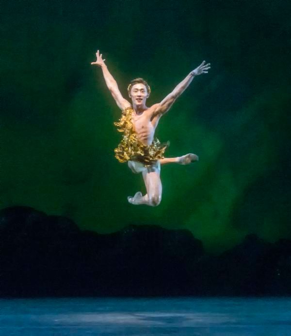 Photo Flash: MCB's A MIDSUMMER NIGHT'S DREAM Features Michele Oka Doner's Ocean-Inspired Costumes  Image