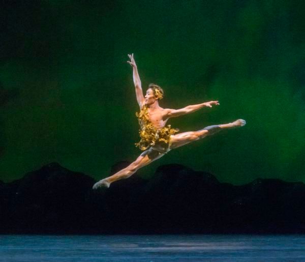 Photo Flash: MCB's A MIDSUMMER NIGHT'S DREAM Features Michele Oka Doner's Ocean-Inspired Costumes  Image