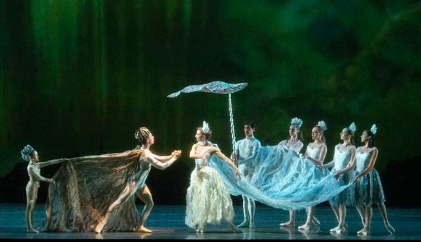 Photo Flash: MCB's A MIDSUMMER NIGHT'S DREAM Features Michele Oka Doner's Ocean-Inspired Costumes  Image