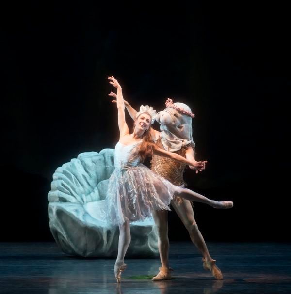 Photo Flash: MCB's A MIDSUMMER NIGHT'S DREAM Features Michele Oka Doner's Ocean-Inspired Costumes  Image