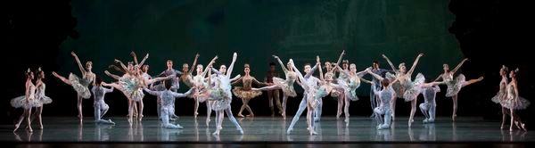 Photo Flash: MCB's A MIDSUMMER NIGHT'S DREAM Features Michele Oka Doner's Ocean-Inspired Costumes  Image