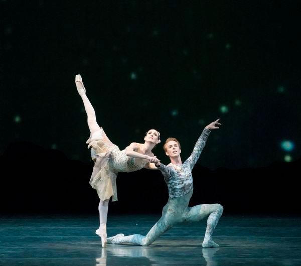Photo Flash: MCB's A MIDSUMMER NIGHT'S DREAM Features Michele Oka Doner's Ocean-Inspired Costumes  Image
