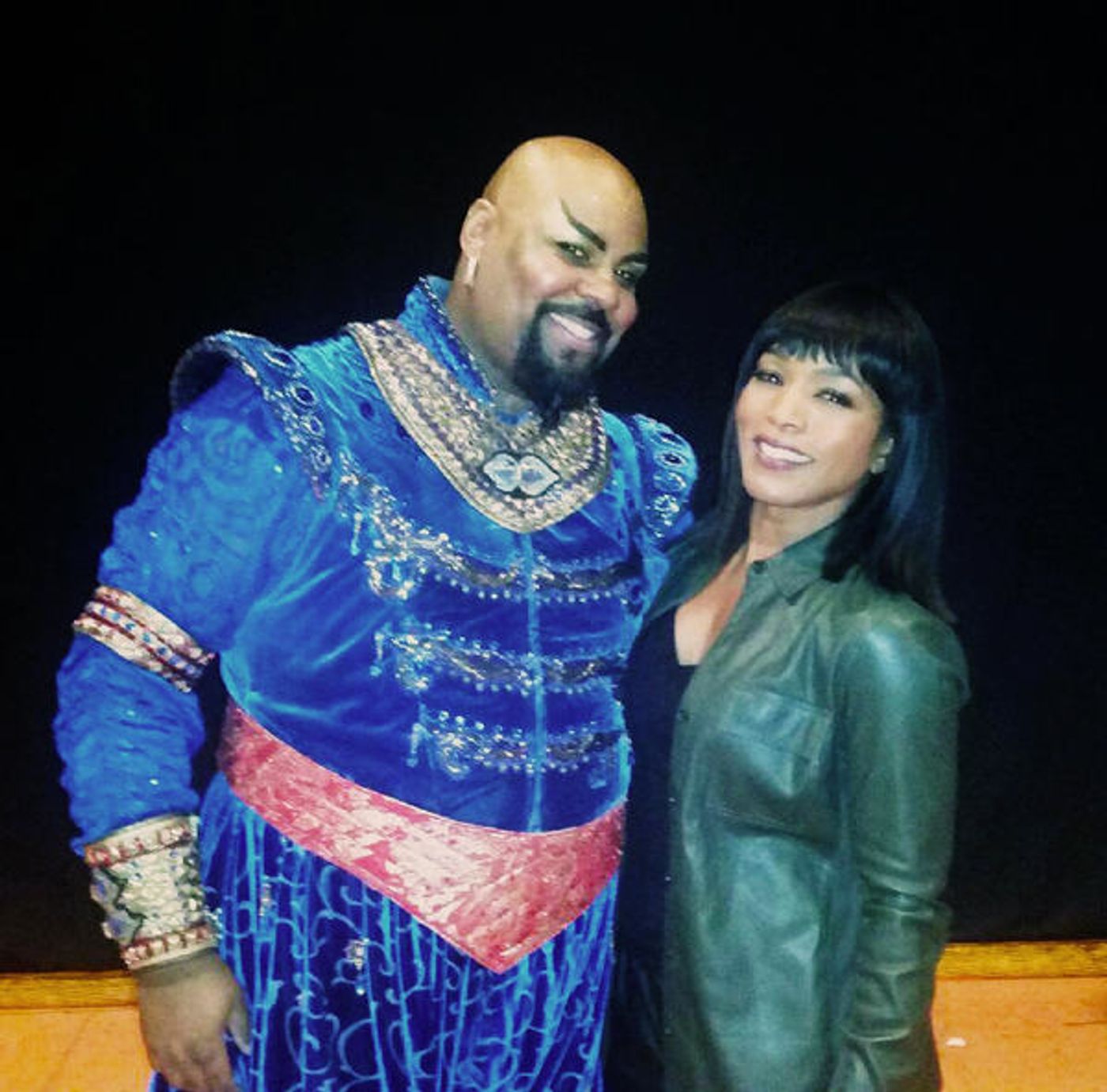 Photo Flash: Stage and Screen Star Angela Bassett Visits ALADDIN on Broadway Photo Flash: Stage and Screen Star Angela Bassett Visits ALADDIN on Broadway Image