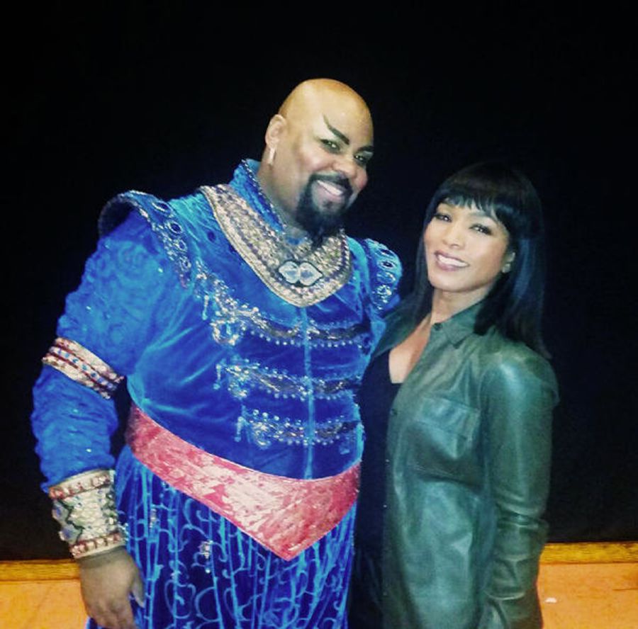 Photo Flash: Stage and Screen Star Angela Bassett Visits ALADDIN on Broadway Image