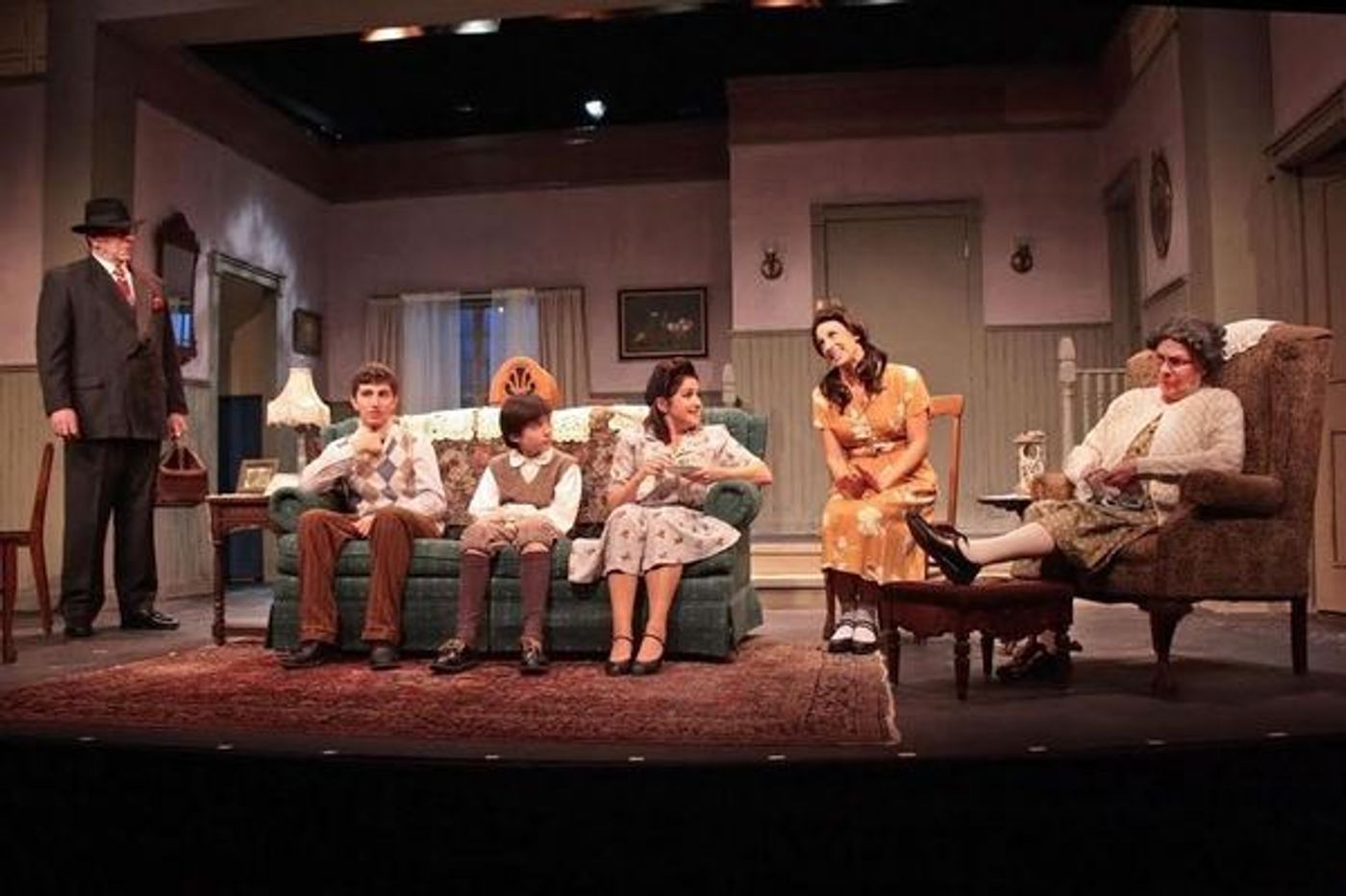 Photo Flash: Inside Look at Hampton Theatre Company's LOST IN YONKERS Photo Flash: Inside Look at Hampton Theatre Company's LOST IN YONKERS Image