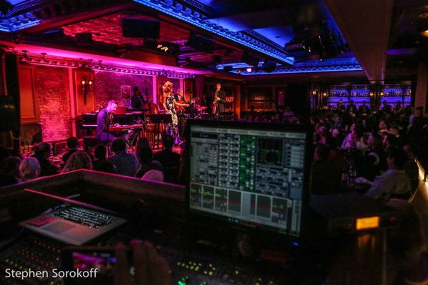 Photo Coverage: Nicole Henry Debuts at Feinstein's/54 Below  Image