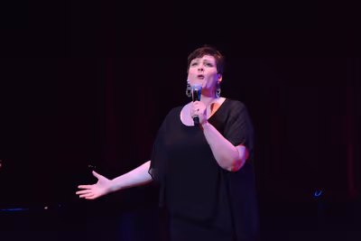 Lisa Howard Photo