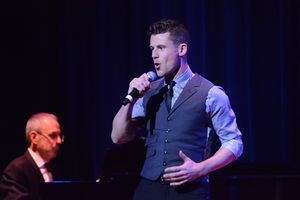 Luke Hawkins   Photo