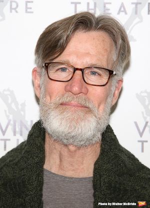 Tom Nelis @ BroadwayWorld Tom Nelis Photo