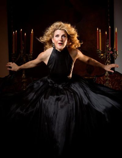 Victoria Clark Photo