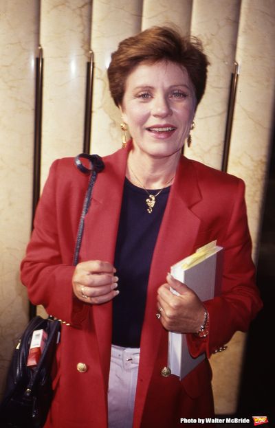 Patty Duke leaving the NBC Building on June 1, 1995 Photo