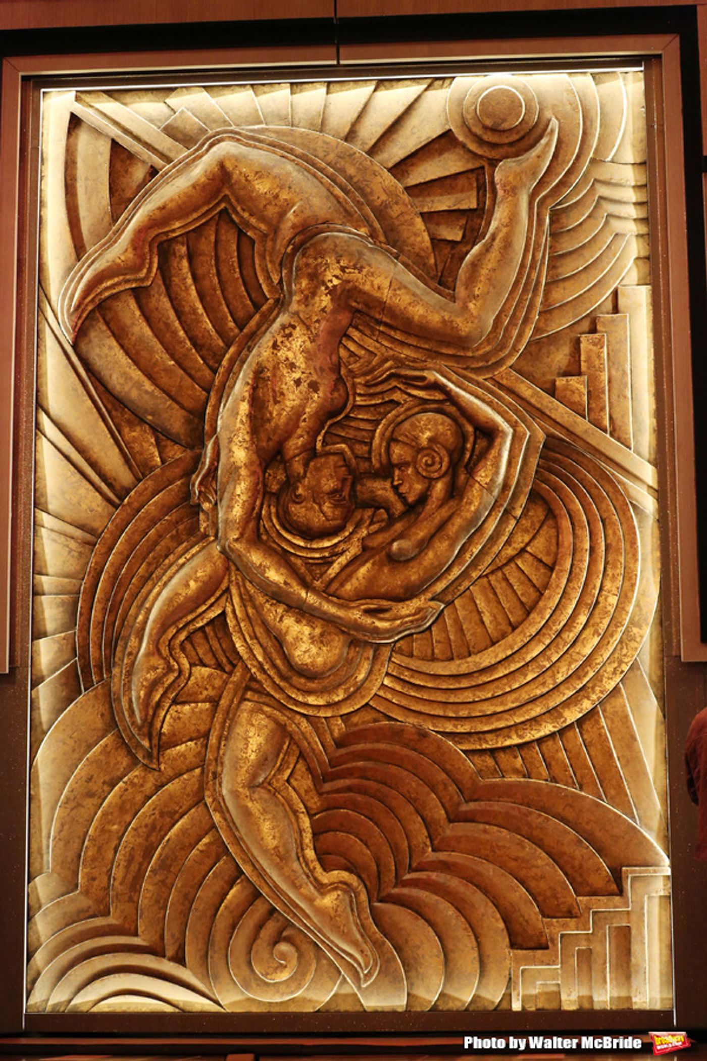 Photo Coverage: It's a Cirque Life at the Lyric Theatre- PARAMOUR Cast Gives a Sneak Peek!  Image